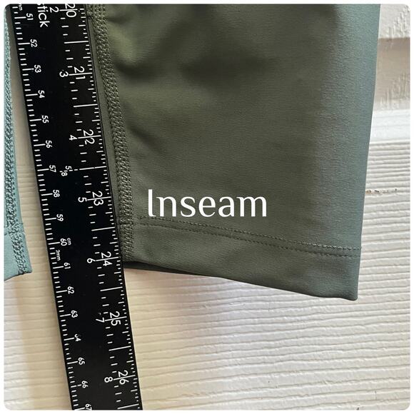 Old Navy New PowerSoft High Rise Go Dry Leggings Size Large Gym Workout - Picture 7 of 10